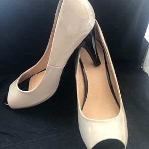 New!  Lane Bryant pale khaki and black heels. Women’s size 10W